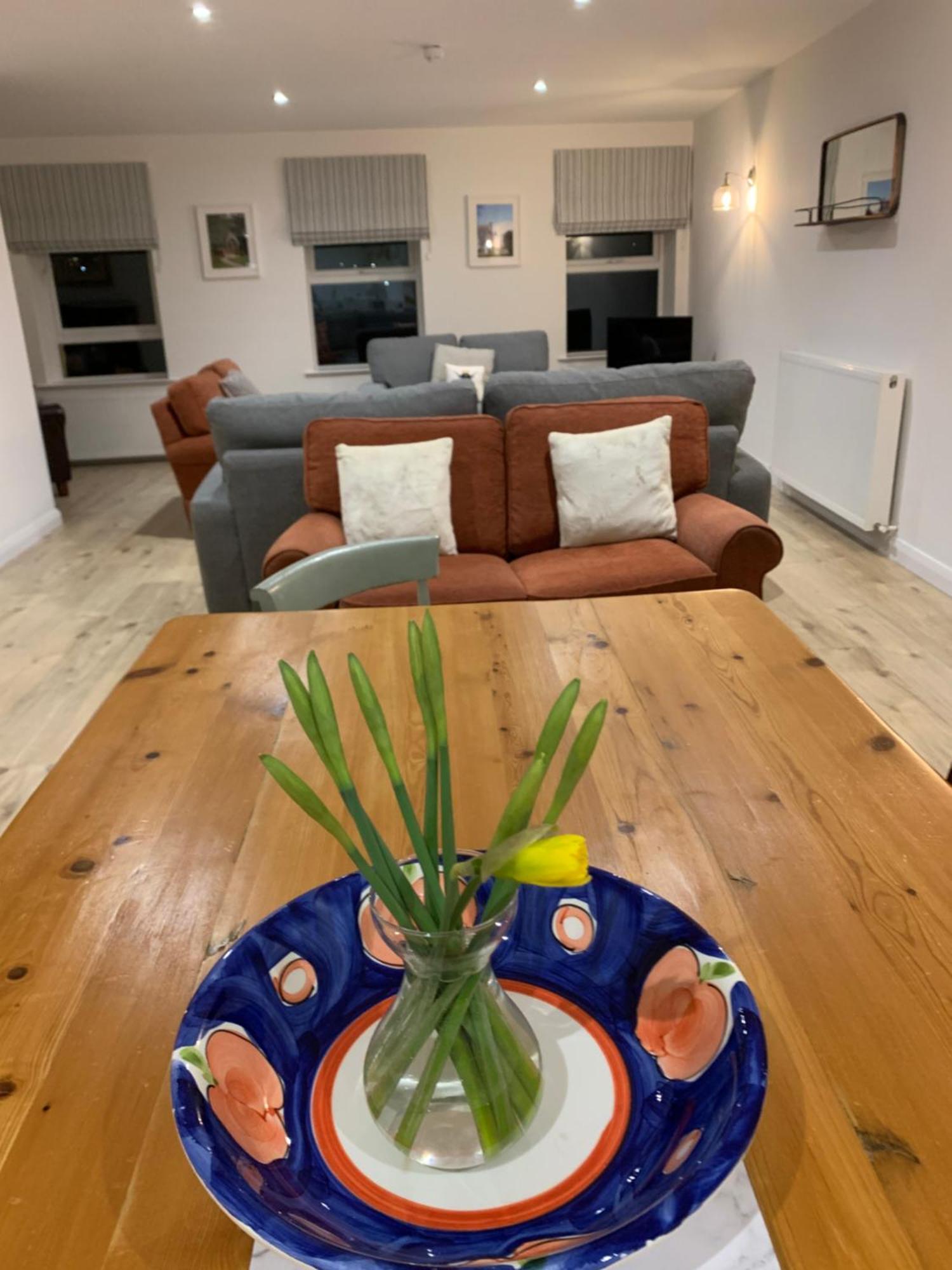 Island Town Apartment